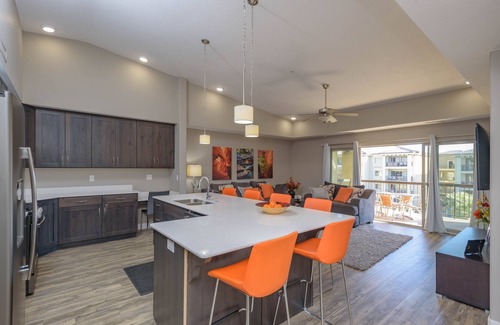 St. George Condo | Entire Top Floor Condo; Stylish and Comfortable