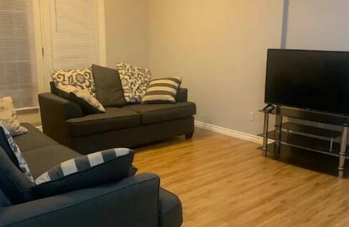 Orangeville House | Entire top floor huge 1 bedroom apt private entry!