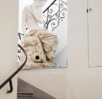 Hyeres City Centre Apartment | Entre art et histoire - Escapade élégante