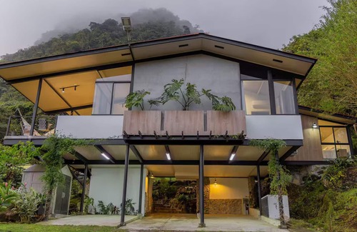 El Valle de Anton House | Entre Montañas 2 - Anton Valley