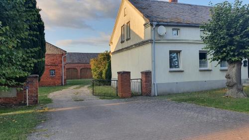 Milow Apartment | Entspanntes Wohnen Deibow