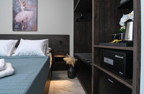 Heraklion Hotel | Envy Seaside Suites,By IdealStay Experience