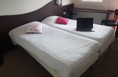 Quimperle Hotel | Enzo Hotels Quimperle By Kyriad Direct
