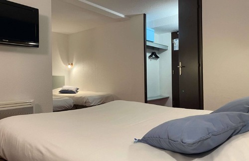 Vierzon Hotel | Enzo Hotels Vierzon By Kyriad Direct