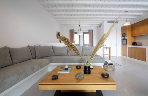 Tinos House | Eos Villa with Private Hot Tub and Sea View - Phos Villas