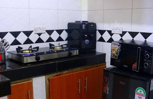 Manyimbo Apartment | Epic Entire Two Bedroom Apartment at Nyalicinemax