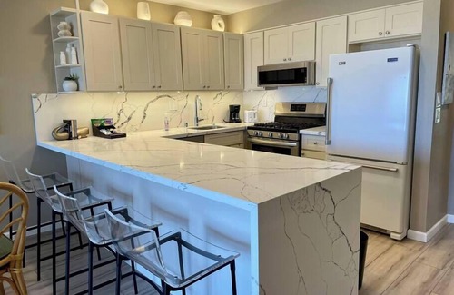 Kihei Apartment | ❤️EPIC PANORAMIC OCEAN VIEW⭐️RENOVATED-DUAL AC❤️OWNER MGMT🐳