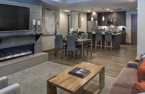 Breckenridge Condo | EPIC SPRING SKIING! Luxury Ski in/Ski out Resort 2BR on Peak 8, April 1-8, 2023