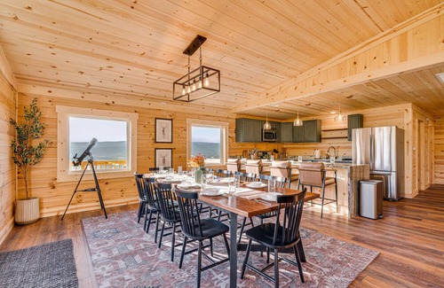 Shenandoah Cabin | Epic Views - Pickleball - HotTub - Firepit - Shenandoah National Park!