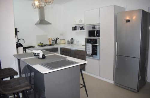 La Gaulette House | Equinox Kite Villa