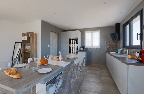 Le Bois-Plage-en-Re House | Equiped house for 4 adults and 4 children
