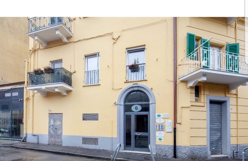 La Spezia Historic Centre Apartment | Equipped apartment, with 43 "TV and Netflix, 2 minutes from the station,