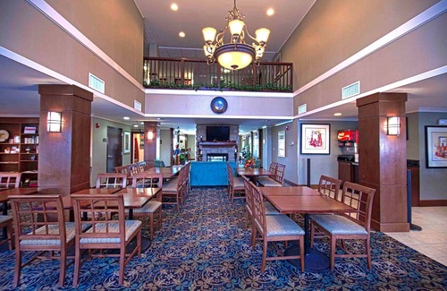 Graysville Condo | Equipped Suite Near CHA | Indoor Pool + Gym Access