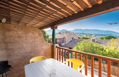 Residences du Golfe de Lava Apartment | Erbalunga 80m from the Beach – Sea and Mountain View, Private Terrace, Air Conditioning and Wi-Fi