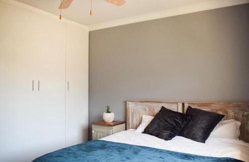 Sea Point Apartment | ERF927 High Level Rd, Sea Point