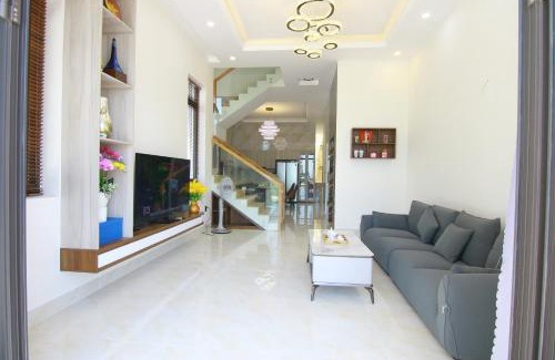 Vung Tau Villa | Eric Villa - Bãi Dâu - View Biển - Đi Bộ Ra Biển
