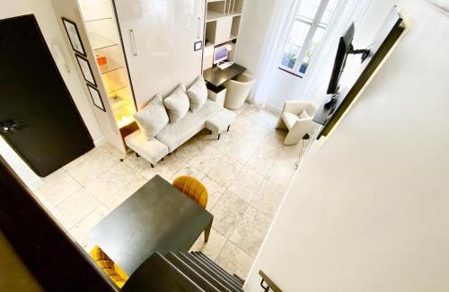 Mazarin Quarter Apartment | Èrsextius, GGB1, Aix-en-Provence