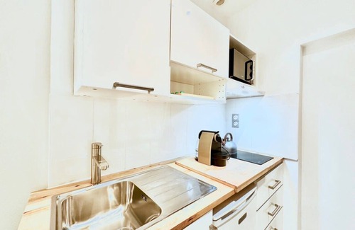 Mazarin Quarter Apartment | Èrsextius, SF, Aix-en-Provence