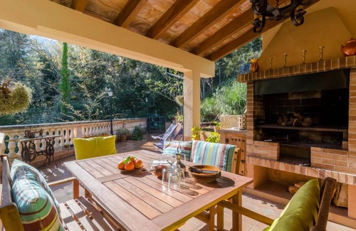 Lluc House | ES VINT I NOU