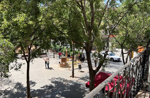El Camp de l'Arpa del Clot Apartment | 84 m² Apartment ∙ 2 bedrooms ∙ 6 guests