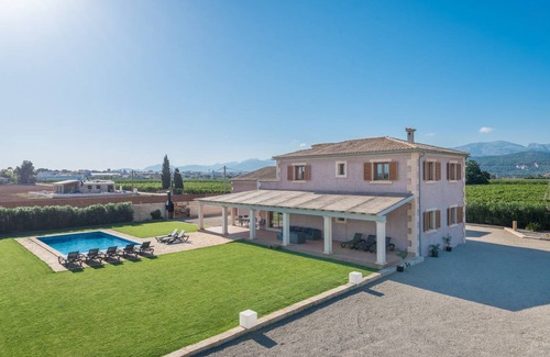 Sa Pobla Villa | ES MOLI D'EN SION - Villa for 10 people in sa Pobla.