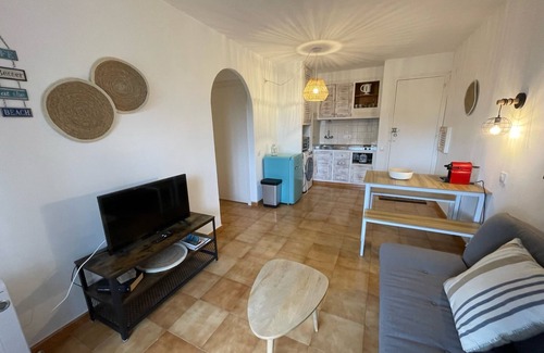 Arenal d'en Castell Apartment | Tramontana - Apto en Planta Baja con Piscina
