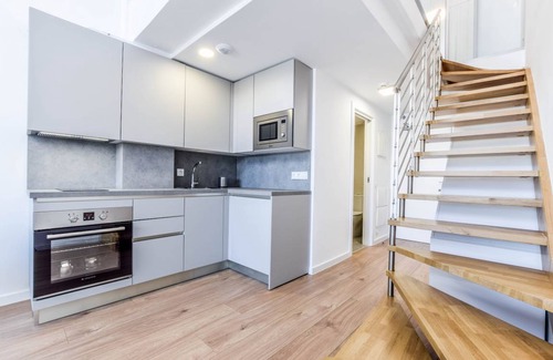San Sebastian de los Reyes Apartment | LOFT BUSINES III