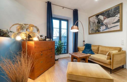 La Rochelle City Centre House | Escale Rochelaise, gîte urbain avec SPA bain nordique et sauna tonneau