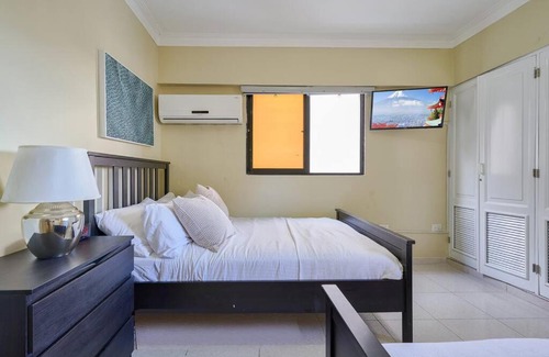 Evaristo Morales Apartment | Escape 4BR Penthouse Close to Blue Mall with Private Outdoor Rooftop Terrace