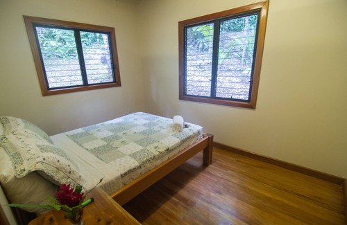 Black Rock Cabin | Escape to the Belizean Jungle in an Off Grid Village