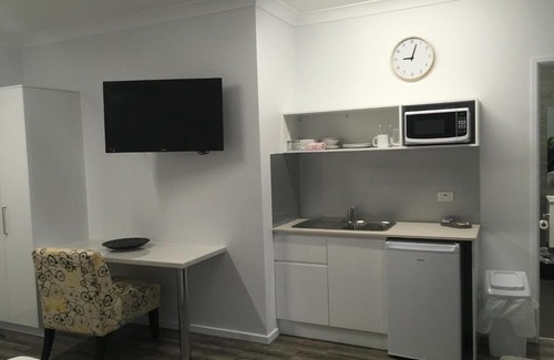 Cairns Central Business District Hotel | Escape On Lake