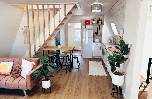 Concho Cabin | Escape to a Cozy Winter Retreat!
