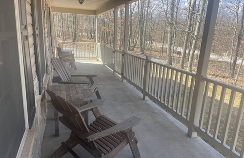 Hesston House | Escape to our quiet and peaceful home 5 minutes from Raystown Lake and Marina.