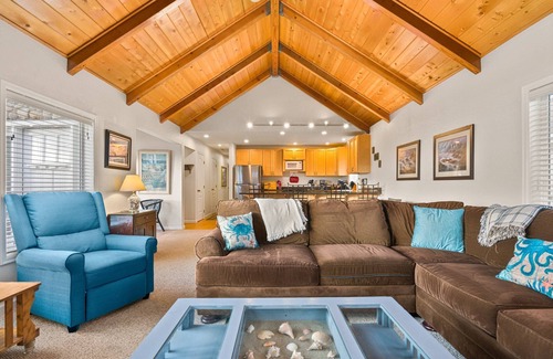 Rockaway Beach House | Escape to the Beach, Hot Tub, w/3 Main Level Bedrooms, Huge Deck, Ocean Views, Steps 2 Beach