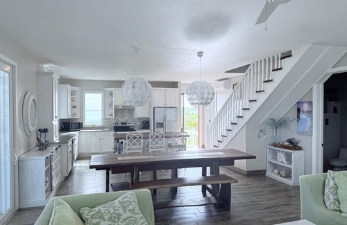 Spanish Wells House | Escape to 'This Is It' Your Ultimate Beachfront Retreat