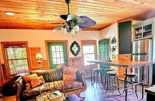 Dillsboro Cabin | Escape to Your Romantic yet Adventurous Smokey Mountain River Cabin Getaway!