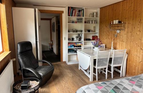 Vindeby Apartment | Eskærhus på Tåsinge, tæt på Svendborg - Afdeling med egen indgang