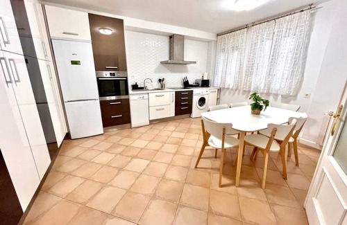Valladolid City Centre Apartment | Espacios Blanco Plaza Mayor LUX: two rooms, 5 beds, balconies with views of the Plaza Mayor itself!