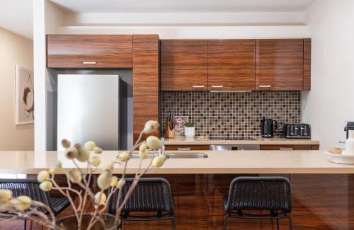 Brighton Apartment | Esplanade Escape to the Brighton Beach Boxes