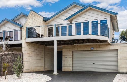 Torquay House | Esplanade Frontage 219a