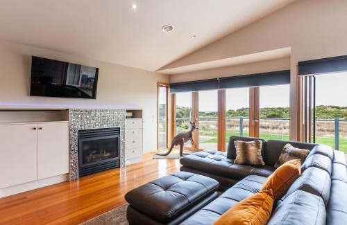Torquay House | Esplanade Frontage 219a