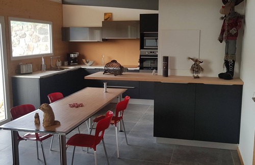 Savines-le-Lac Apartment | Esprit lodge serre ponçon