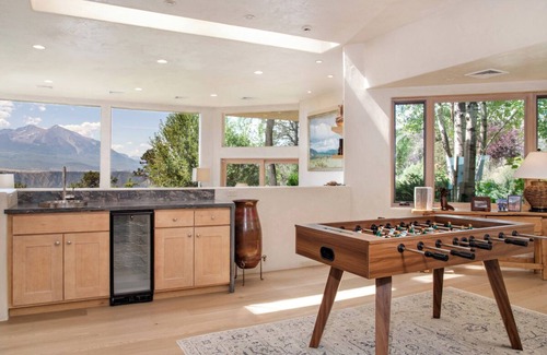 Carbondale House | Estate w/3 Spaces, Perfect For Extended Family, Near Aspen, Skiing, Hot Springs