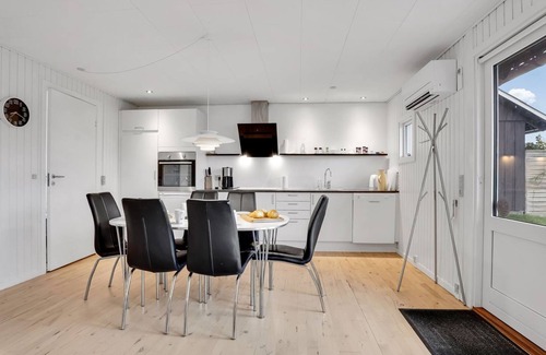Fej House | "Esther" - 700m from the sea by Interhome