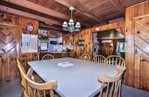 St Germain Cottage | Estrold's Cabin- Pioneer Cabin