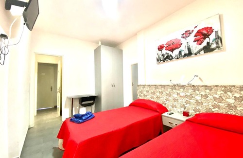 Playa de Arinaga Apartment | Estudio 1 en Playa Arinaga interior, sin cocina