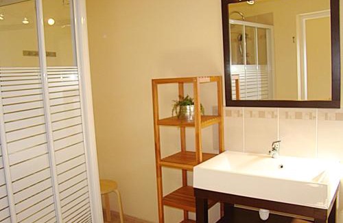 Brossac House | Etang Vallier Resort Brossac