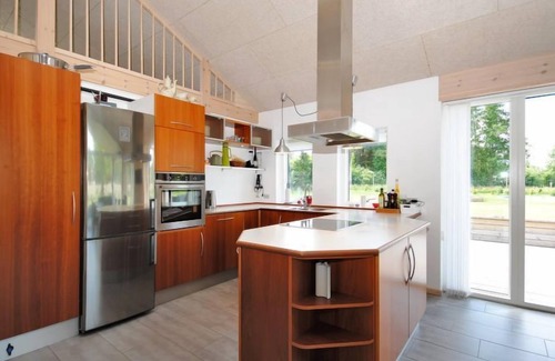 Nøreng House | "Etly" - 600m to the fjord by Interhome
