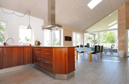 Nøreng House | "Etly" - 600m to the fjord by Interhome