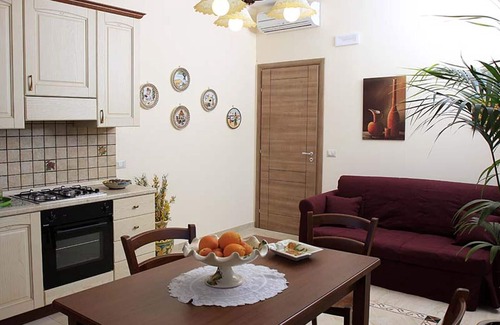 Trecastagni House | Etna Royal View - Two-room apartment with panoramic view-CIR 19087050B400901
